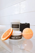 Load image into Gallery viewer, Old Whaling Co. Bergamot & Grapefruit Candle