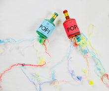 Load image into Gallery viewer, Tops Malibu Confetti Pop! 4th of July Streamers - Set of 12
