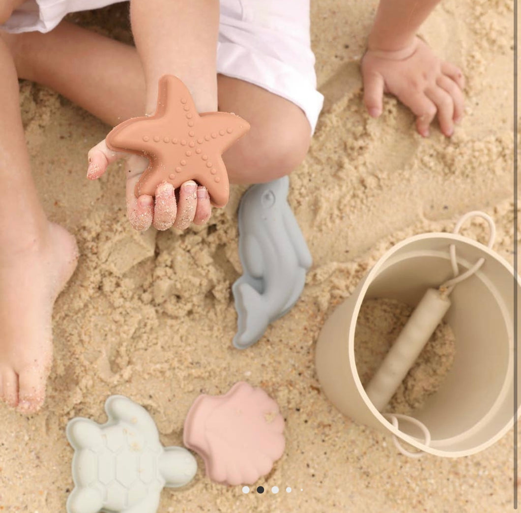 Willow + Sim Rollable/Packable Silicone Beach Toy Set